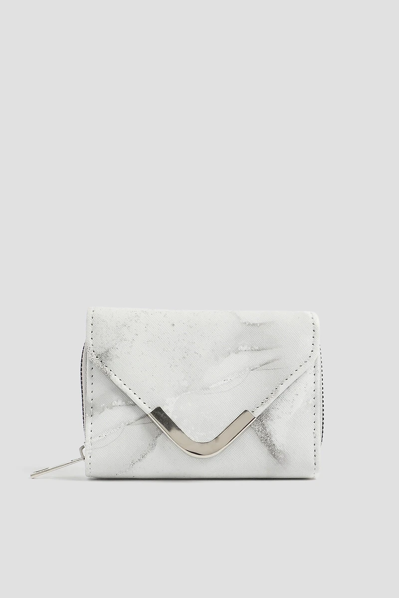 Ardene Small Envelope Wallet in White | Faux Leather/Polyester