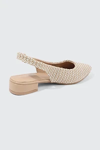 Talons plats à bride arrière et bout pointu