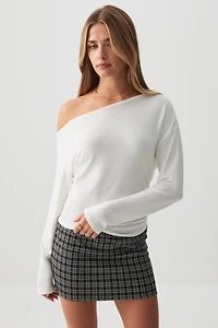 Ardene Asymmetrical Long Sleeve Top in Off-White | Size | Polyester/Elastane/Viscose