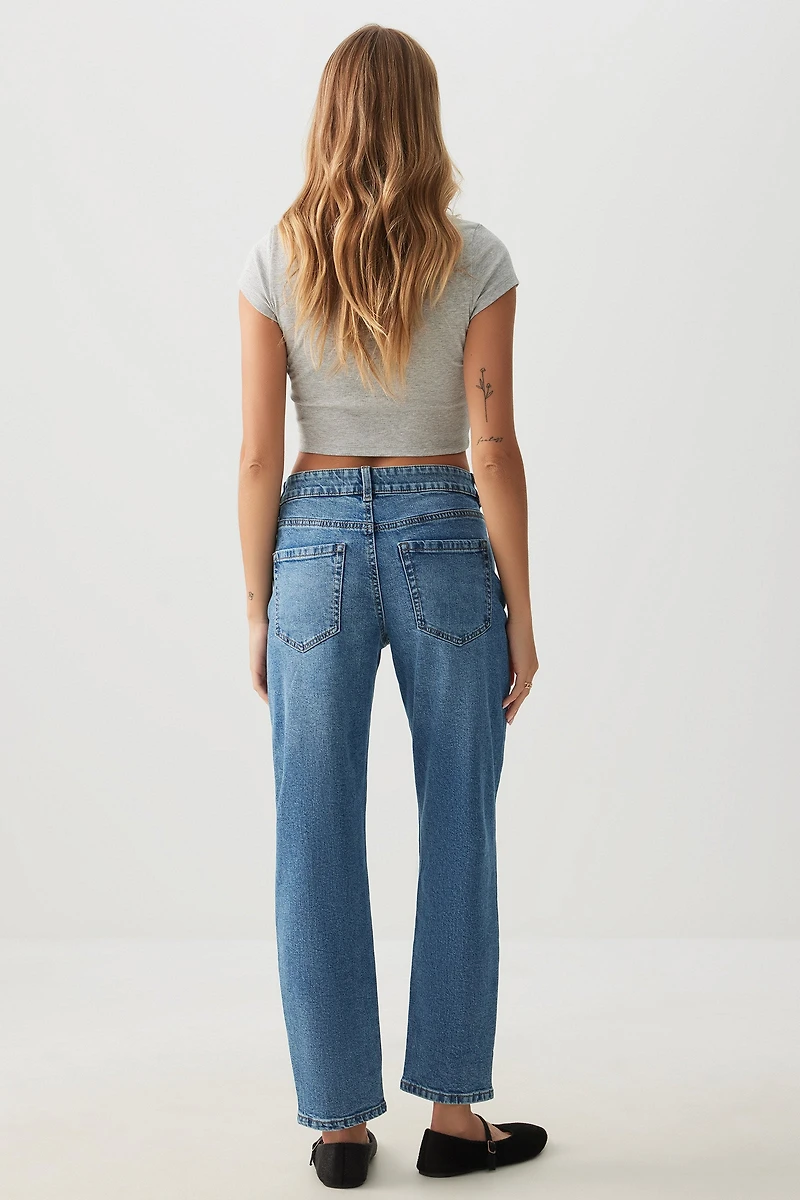 Le jean Muse coupe mom et taille haute