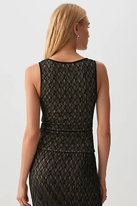 Camisole plongeante en dentelle