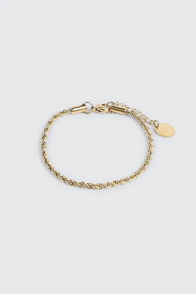 Ardene Stainless Steel Twist Chain Bracelet in Gold