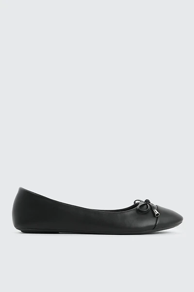 Ardene Ballet Flats with Bow in Black | Size | Eco-Conscious