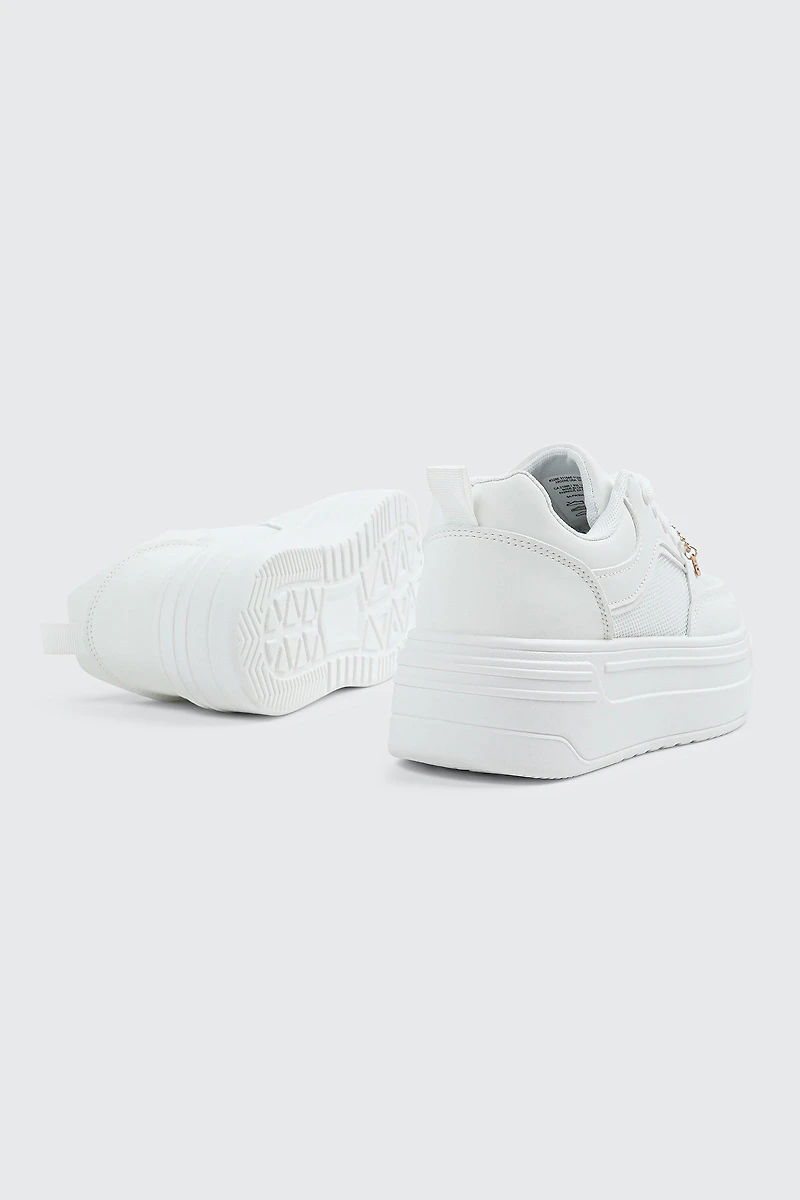 Espadrilles plateformes à détail de breloque