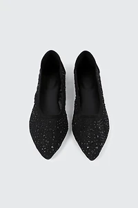 Talons plats en dentelle ornés