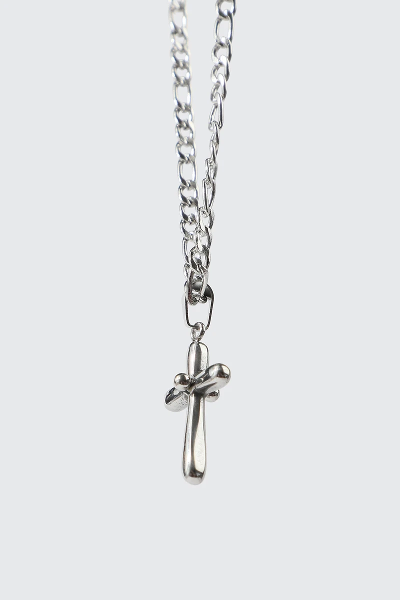 Ardene Stainless Steel Cross Necklace in Silver