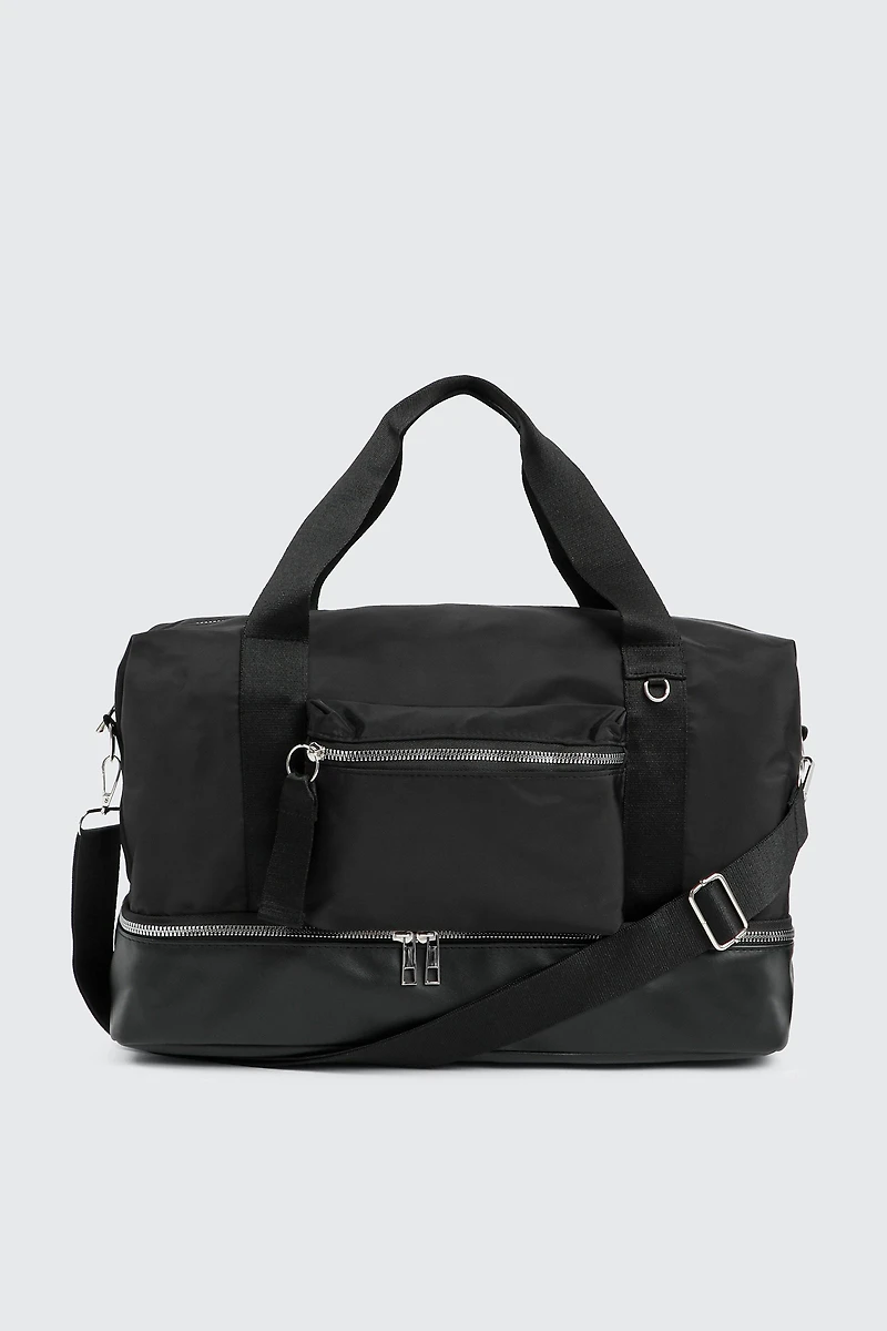 Ardene Nylon Gym Bag in Black | 100% Recycled Polyester/Faux Leather | Eco-Conscious