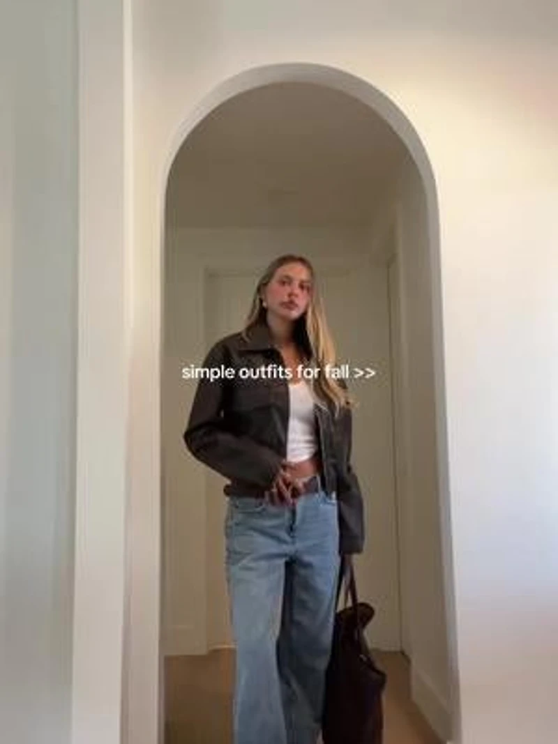 Camisole courte à bordure en dentelle