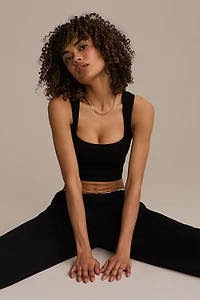 Ardene Seamless Crop Trapeze Tank Top in Black Licorice | Size Small | Nylon/Elastane