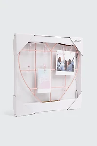 Cadre photo en cœur avec épingles