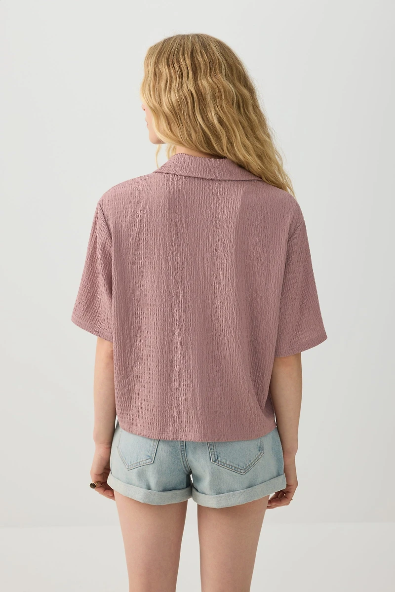 Chemise carrée à col ouvert