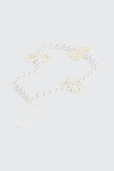 Ardene Pearl & Bow Beaded Phone Charm in White