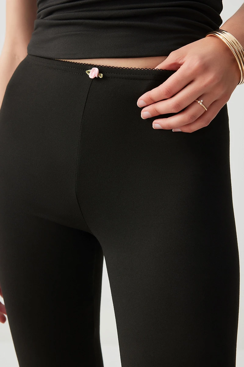 Legging capri à détail de rosette