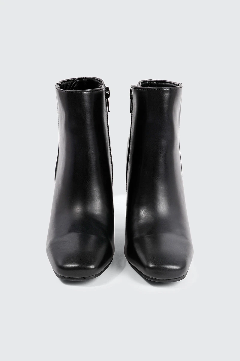 Bottillons à talon bloc et bout carré