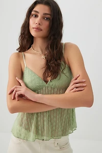 Camisole courte en dentelle