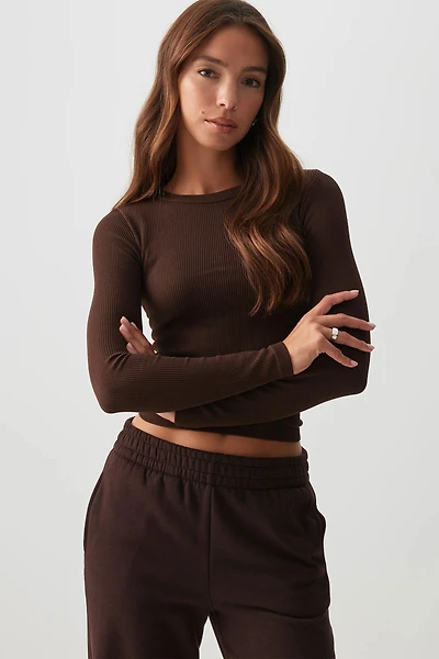 Ardene Seamless Crop Long Sleeve T-Shirt in Chocolate | Size | Polyester/Nylon/Elastane | Eco-Conscious