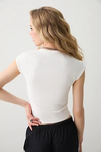 T-shirt court à col dégag