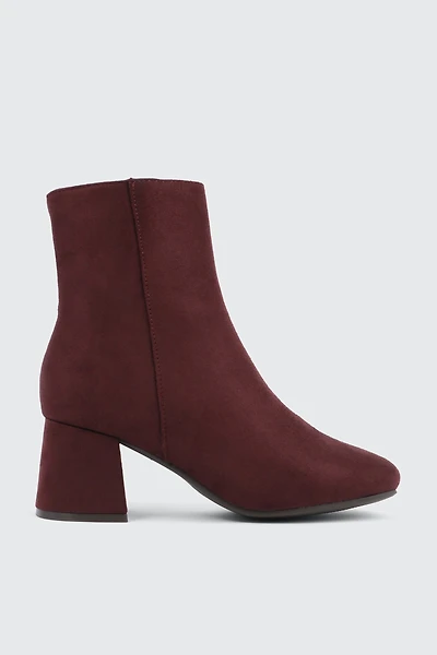 Ardene Faux Suede Ankle Boots in Burgundy | Size