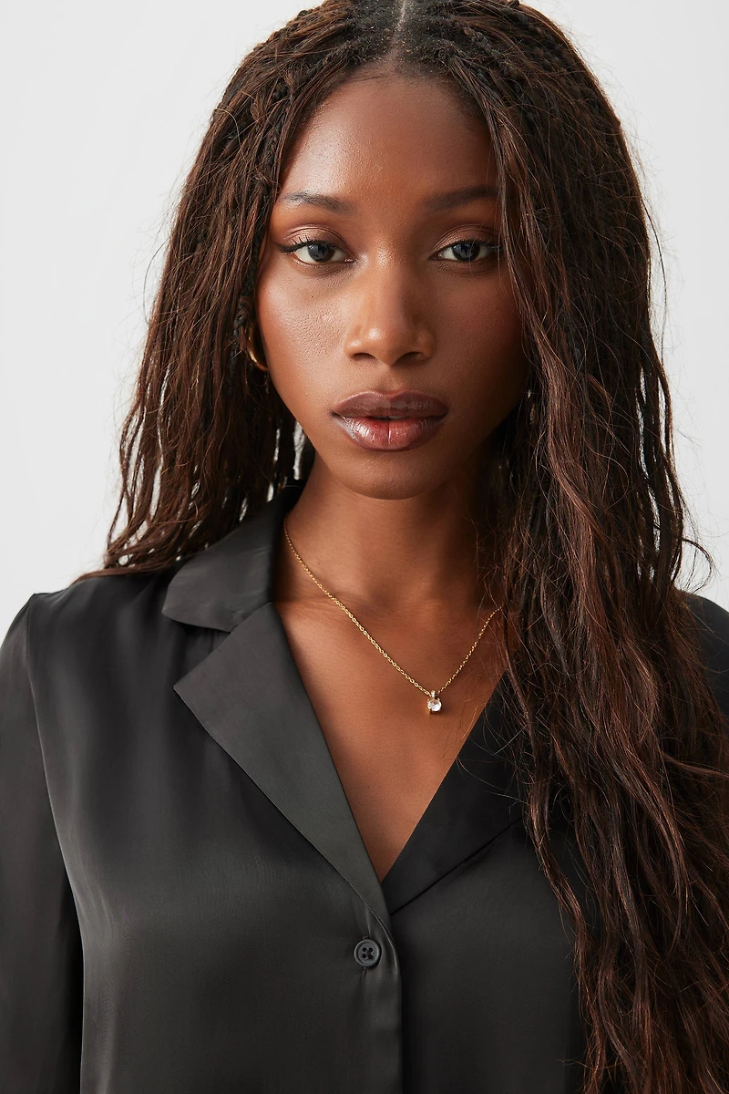 Chemise à manches courtes en satin