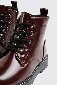 Bottes de combat à semelle volumineuse