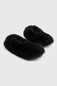 Pantoufles en fausse fourrure