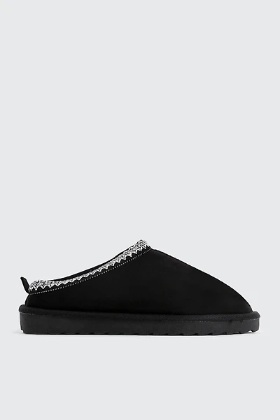 Ardene Faux Sheepskin Clogs in Black | Size | Faux Suede
