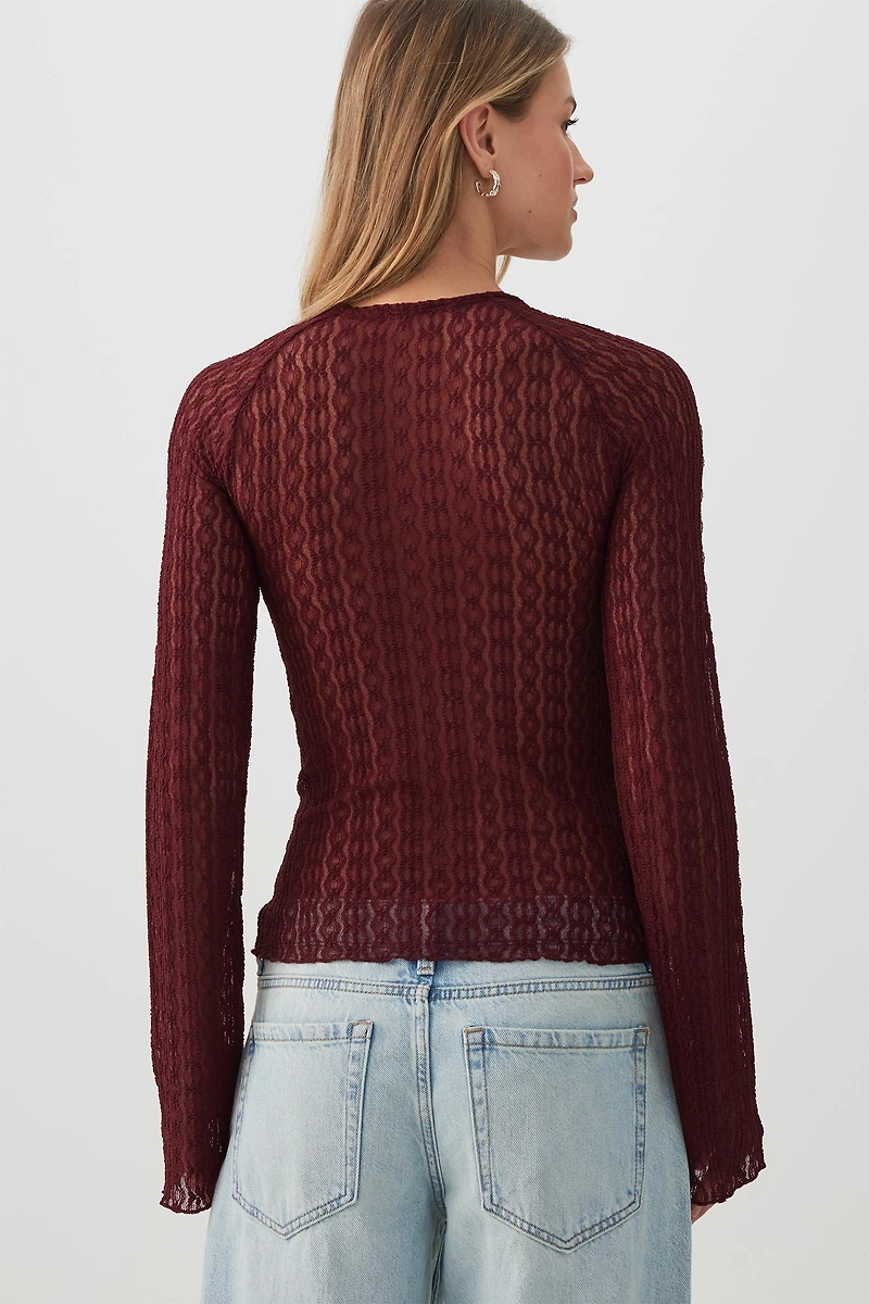 Haut à manches longues en dentelle