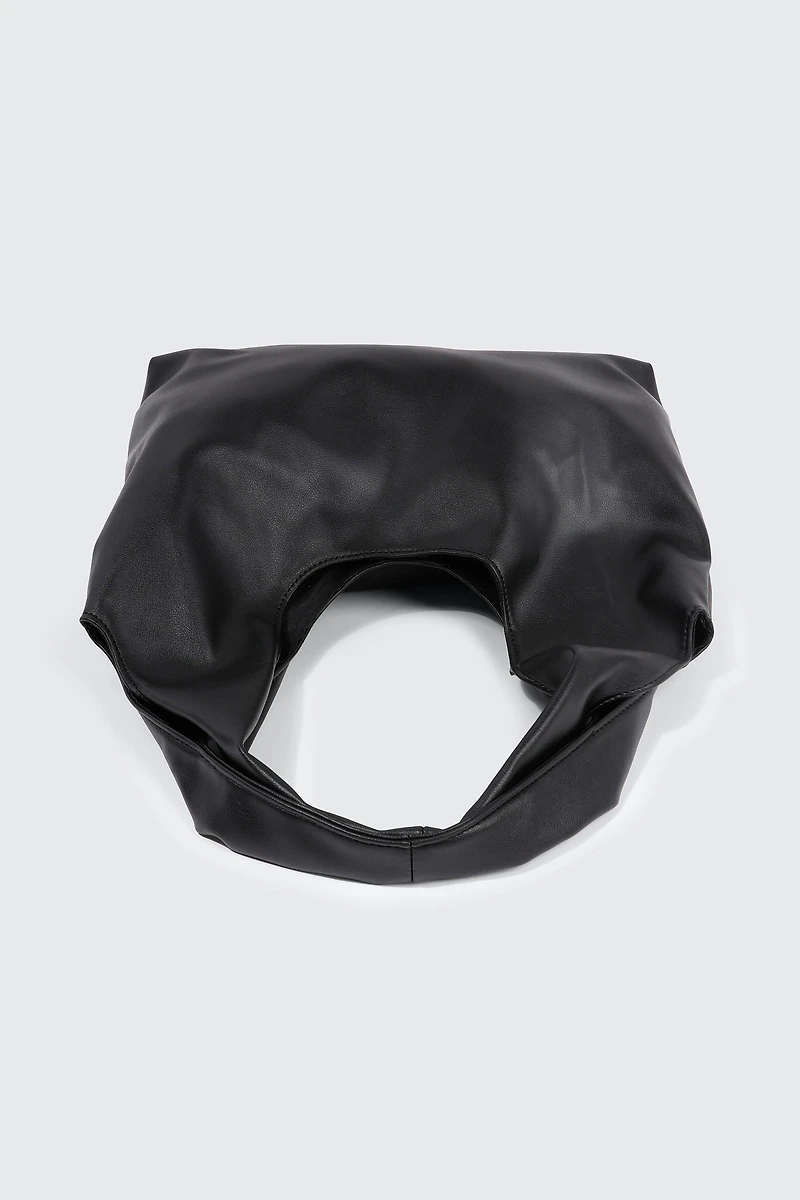 Grand sac d'épaule souple en faux cuir