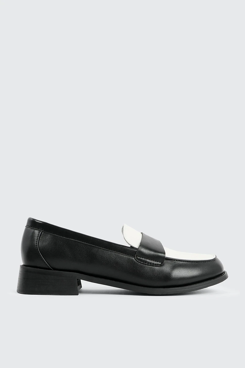 Ardene Colorblock Loafers in Black | Size | Faux Leather | Eco-Conscious