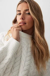 Ardene Short Cable Knit Sweater in Off-White | Size | Polyester | Eco-Conscious