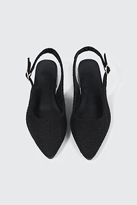 Talons plats à bride arrière et bout pointu