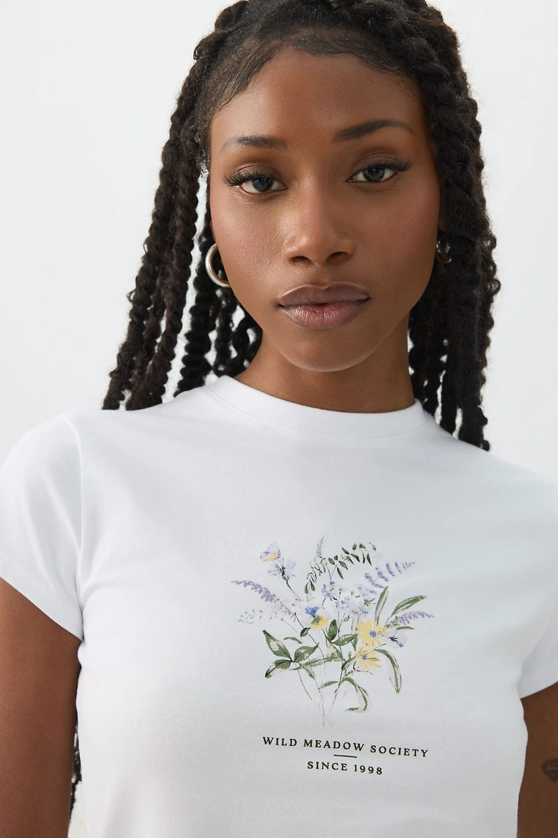 T-shirt court et ajusté graphique