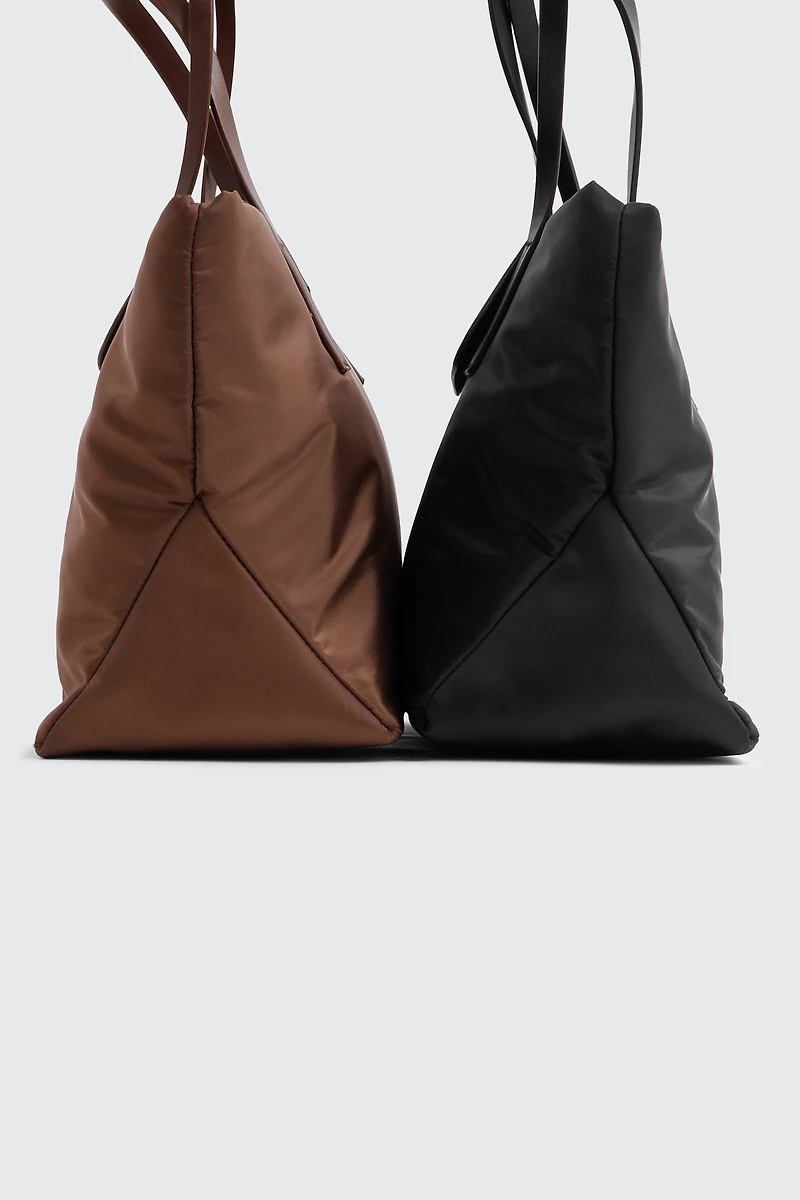 Fourre-tout en nylon à ganses en faux cuir