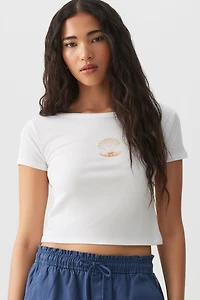 Ardene Fitted Graphic T-Shirt in | Size | Polyester/Elastane | Eco-Conscious