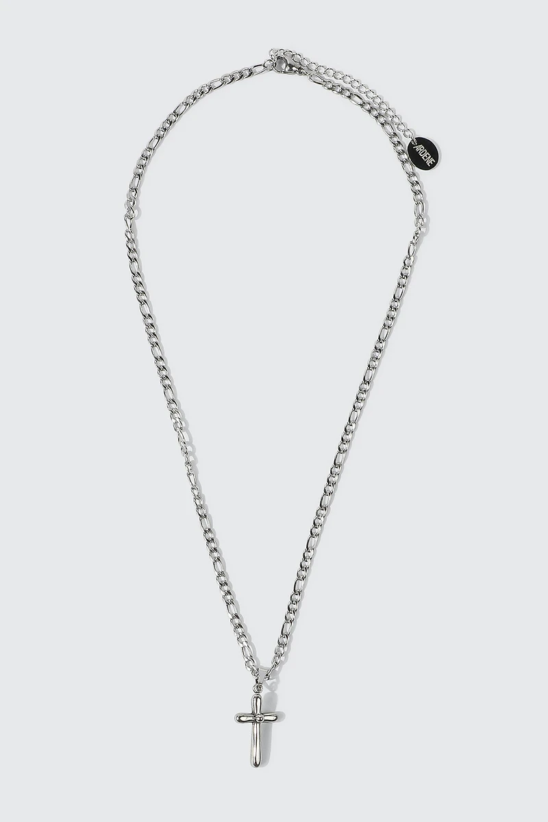 Collier à croix en acier inoxydable