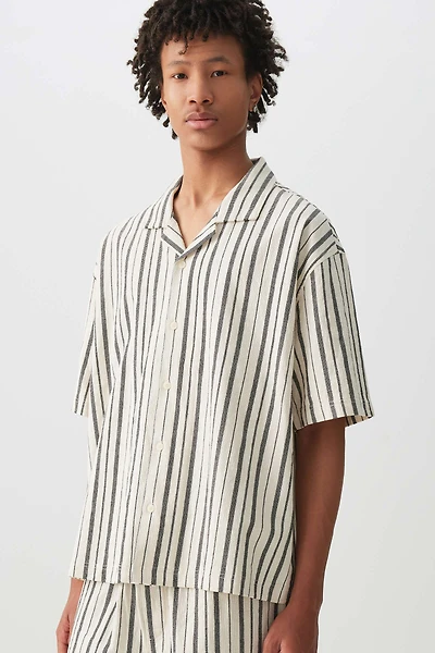 Ardene Man Striped Camp Shirt For Men in White | Size | 100% Cotton