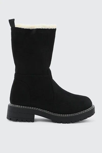 Ardene Faux Suede Winter Boots in Black | Size