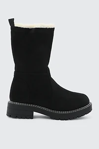 Ardene Faux Suede Winter Boots in Black | Size