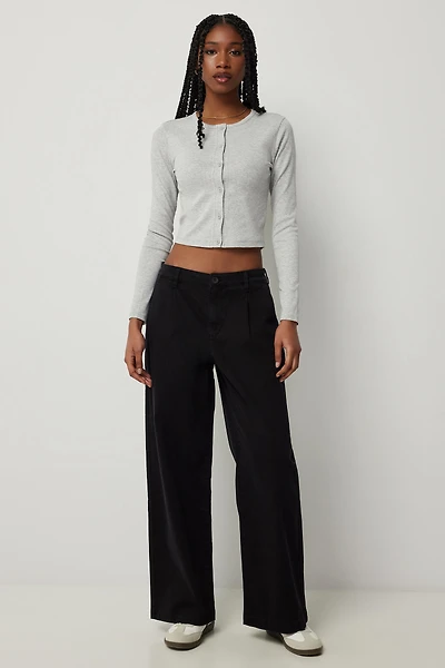Ardene Low Rise Pleated Chinos in Black | Size | Spandex/Cotton | Eco-Conscious