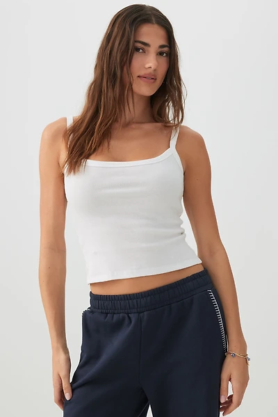 Camisole à col dégagé très douce Basic