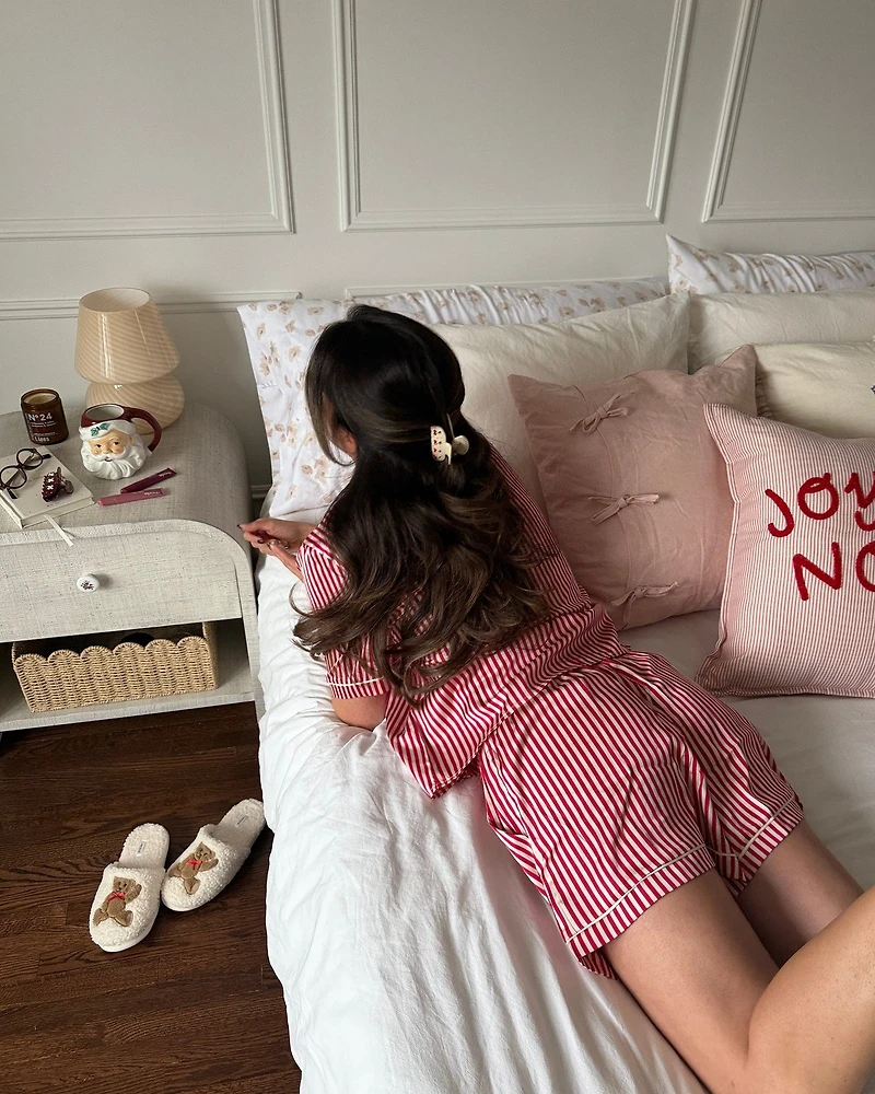 Pantoufles en fausse fourrure à détail d'animal