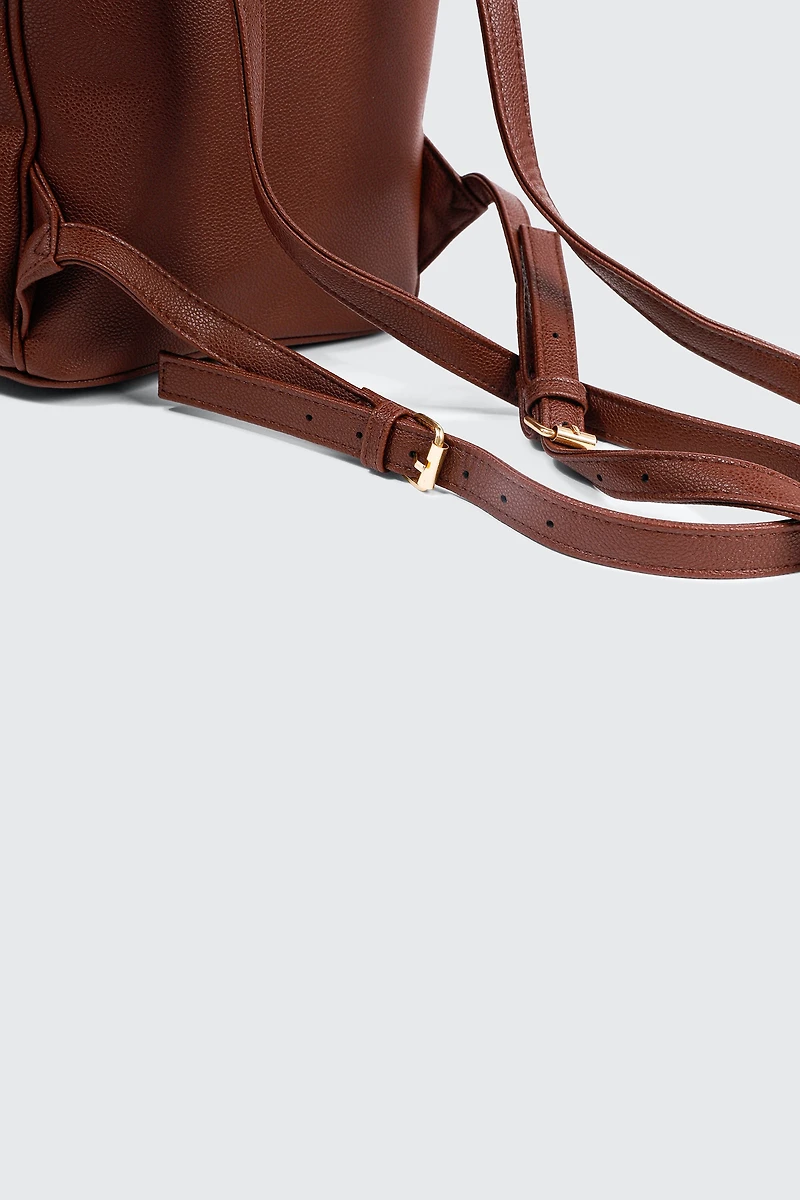 Petit sac à dos en faux cuir