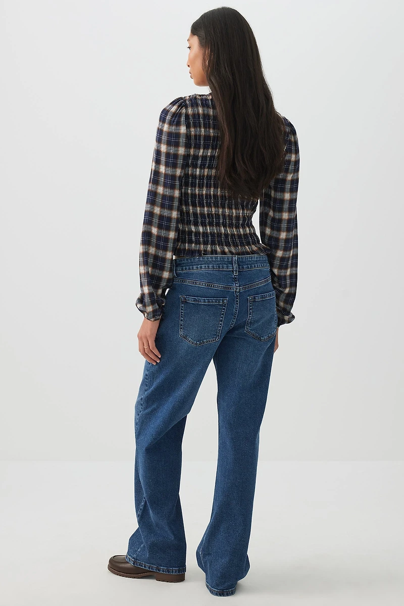 Le jean Era coupe droite et taille mi-haute