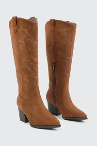 Bottes de cowboy aux genoux à fleurs brodées