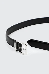 Ceinture à boucle carrée