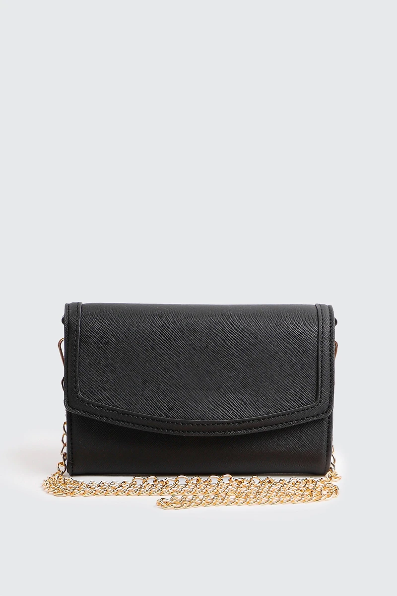 Ardene Evening Bag with Gold Toned Chain Strap in Black | Faux Leather/Polyester