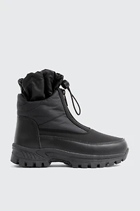 Ardene Bungee Lace Snow Boots in Black | Size | Faux Leather
