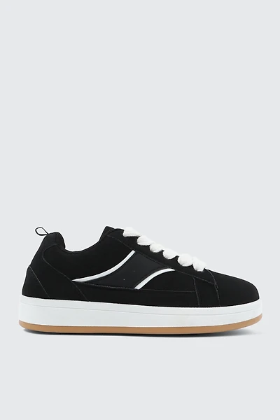 Ardene Faux Suede Sneakers in Black | Size