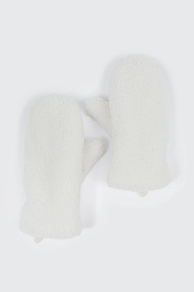 Ardene Sherpa Puffer Mittens in White | Polyester