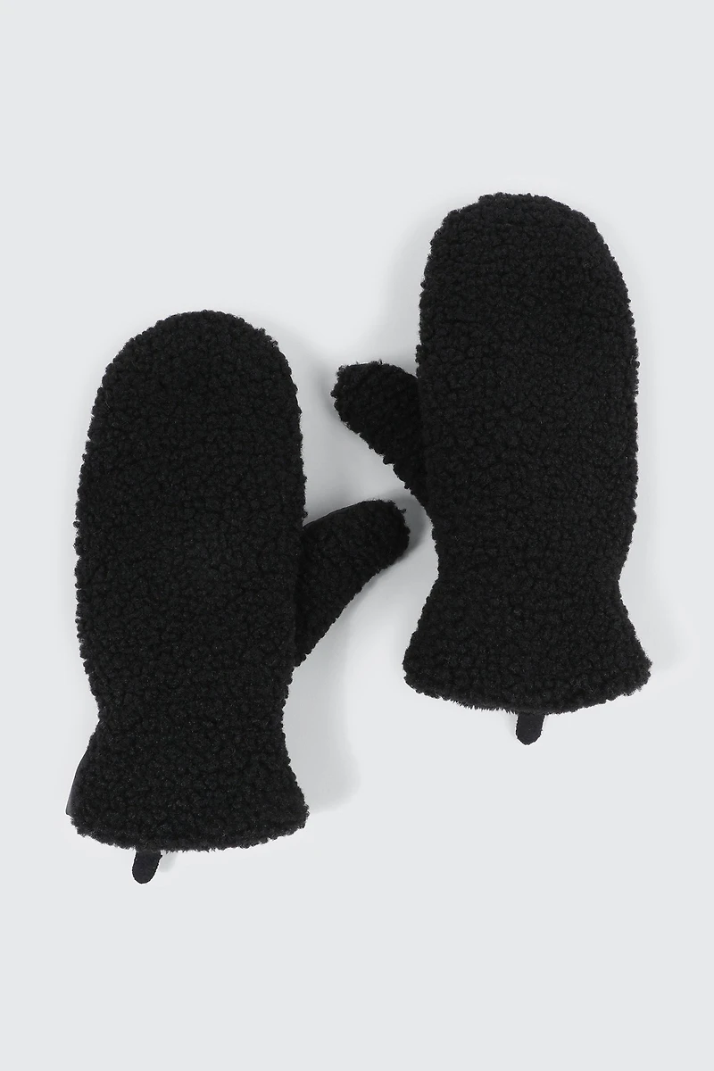 Ardene Sherpa Puffer Mittens in Black | Polyester